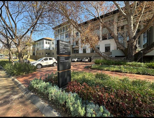 9,251M² OFFICE TO LET IN SANDTON CENTRAL